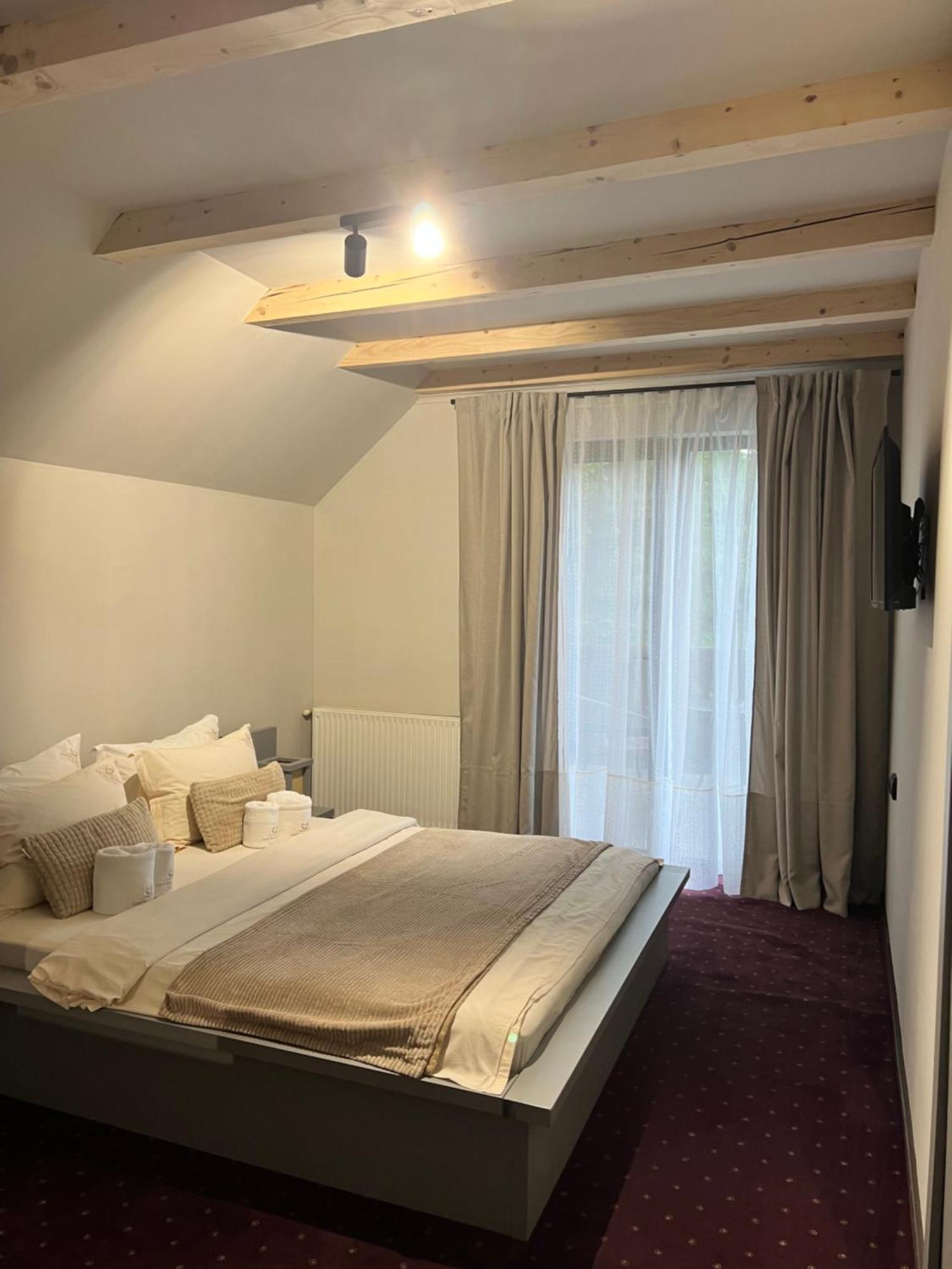 Garden Retreat (Adults Only) Hotel Bran  Luaran gambar