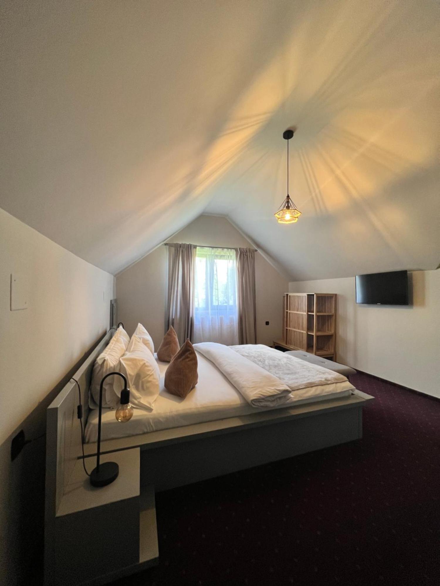 Garden Retreat (Adults Only) Hotel Bran  Luaran gambar