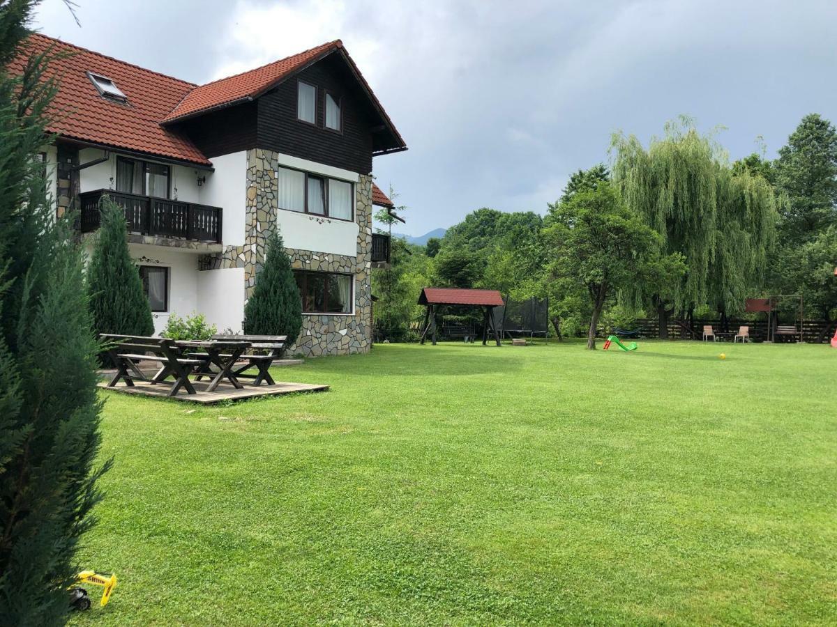 Garden Retreat (Adults Only) Hotel Bran  Luaran gambar